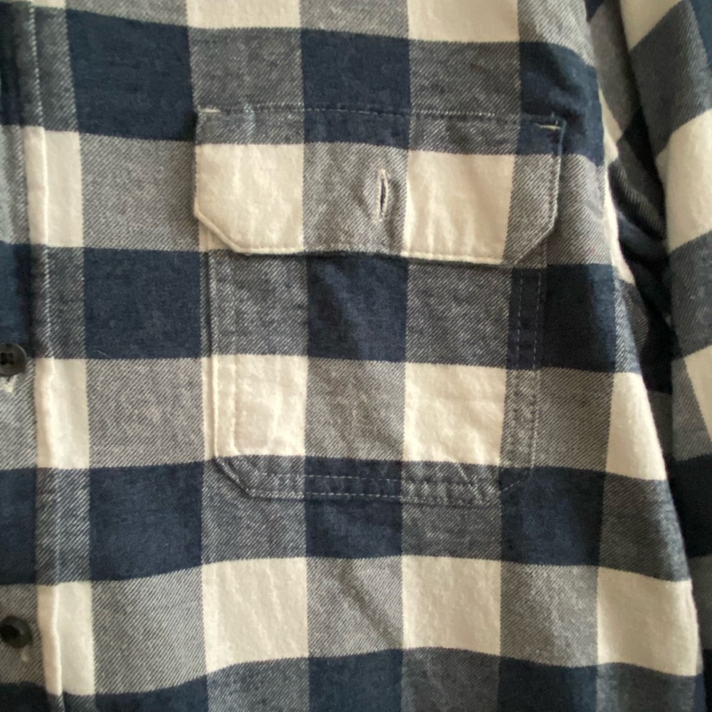 Goodfellow button up - Picture 4 of 4